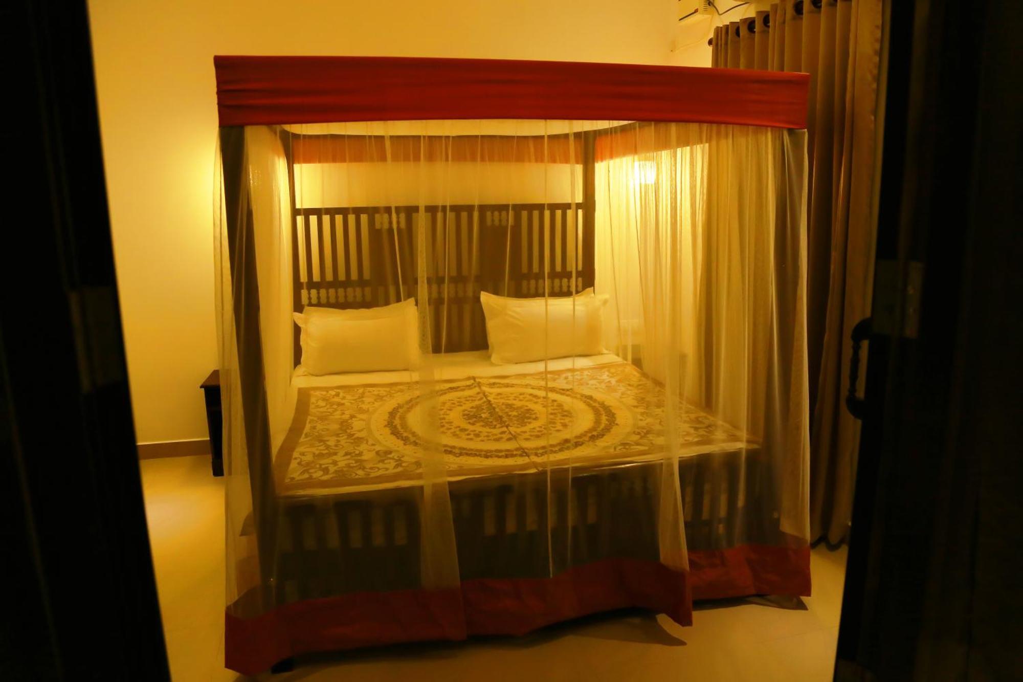 Little Elephant Beach Resort Kovalam Bilik gambar