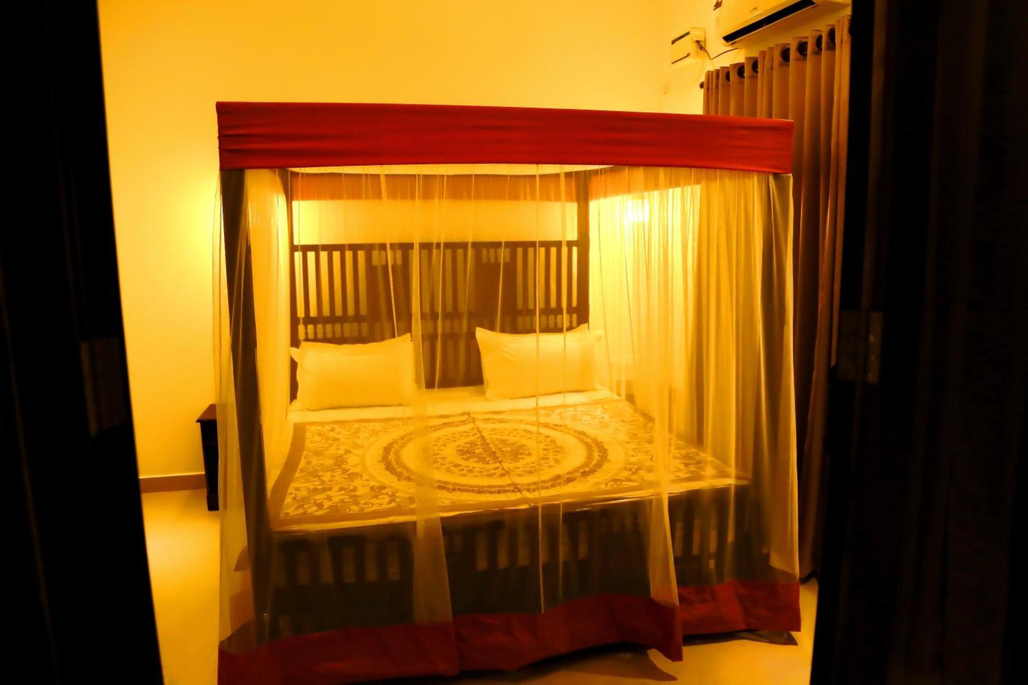 Little Elephant Beach Resort Kovalam Bilik gambar