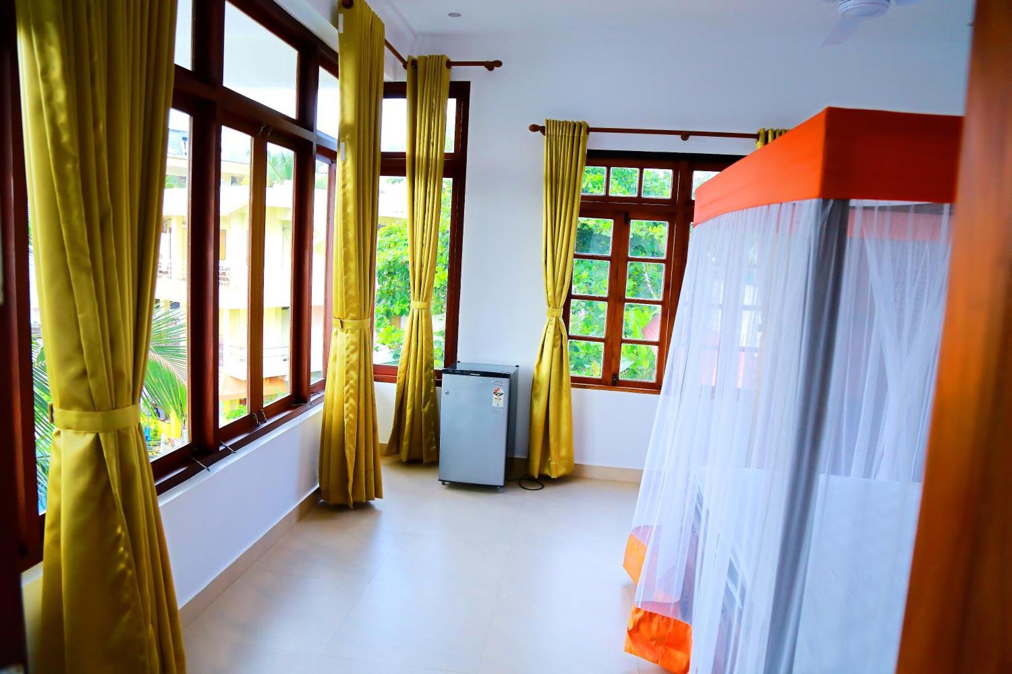 Little Elephant Beach Resort Kovalam Bilik gambar