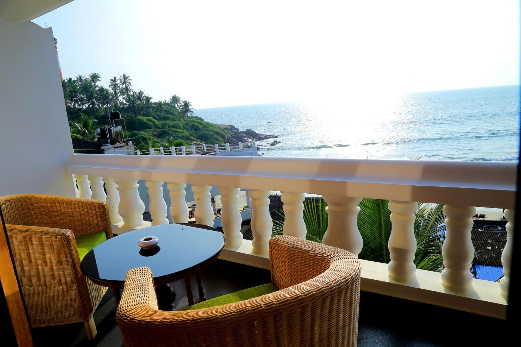 Little Elephant Beach Resort Kovalam Bilik gambar
