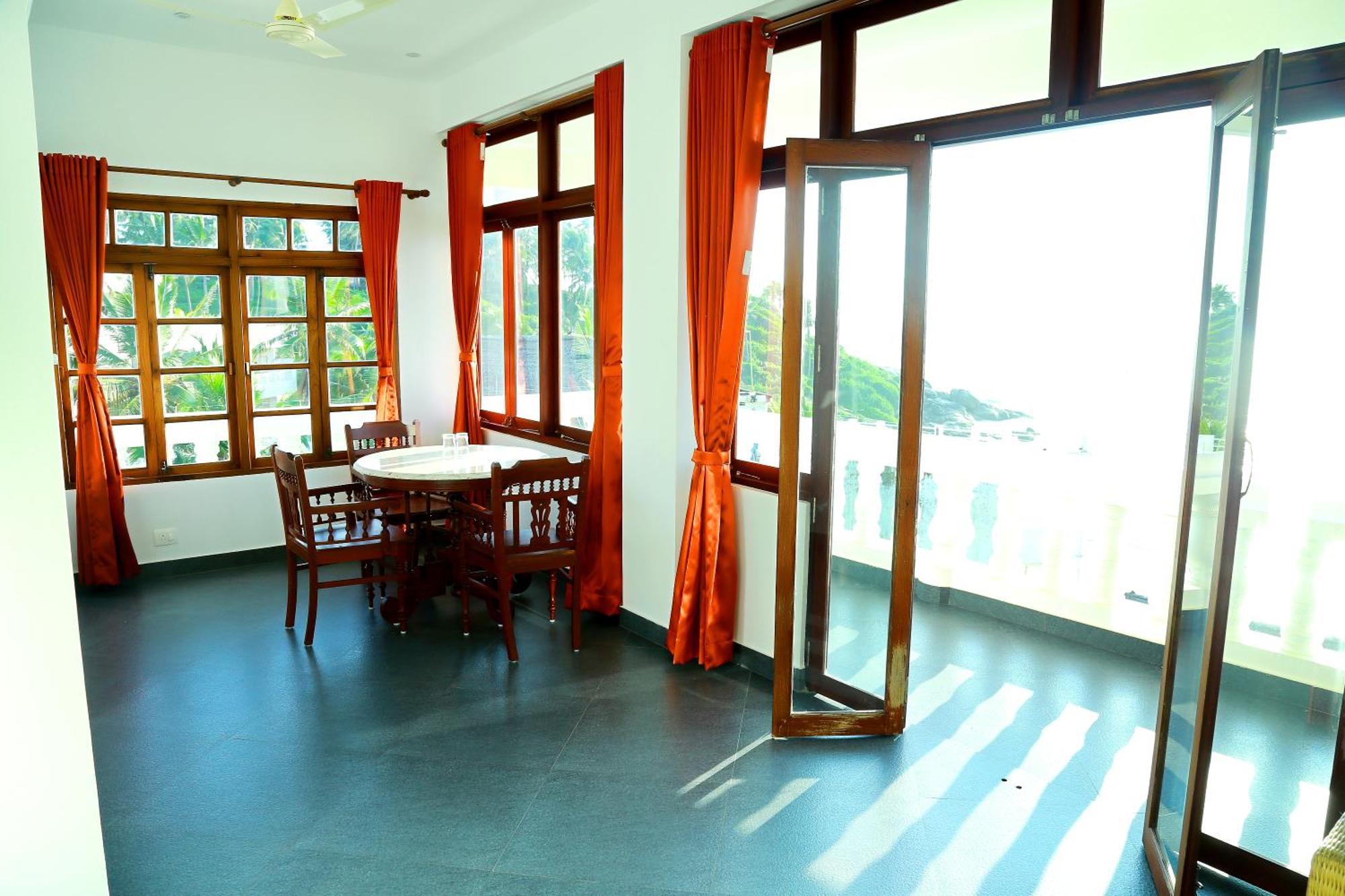 Little Elephant Beach Resort Kovalam Luaran gambar