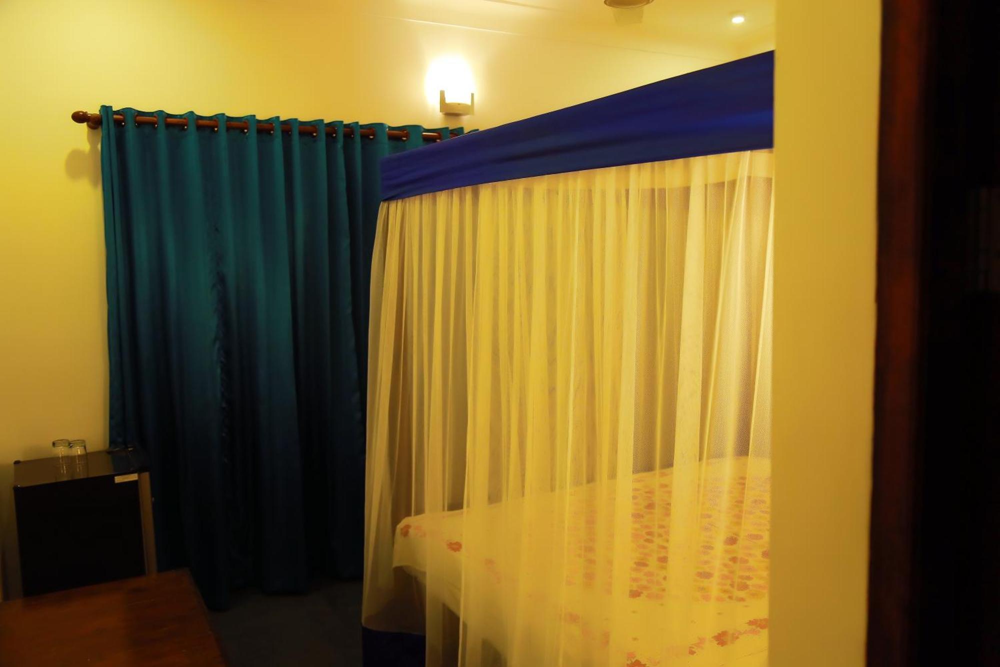 Little Elephant Beach Resort Kovalam Bilik gambar