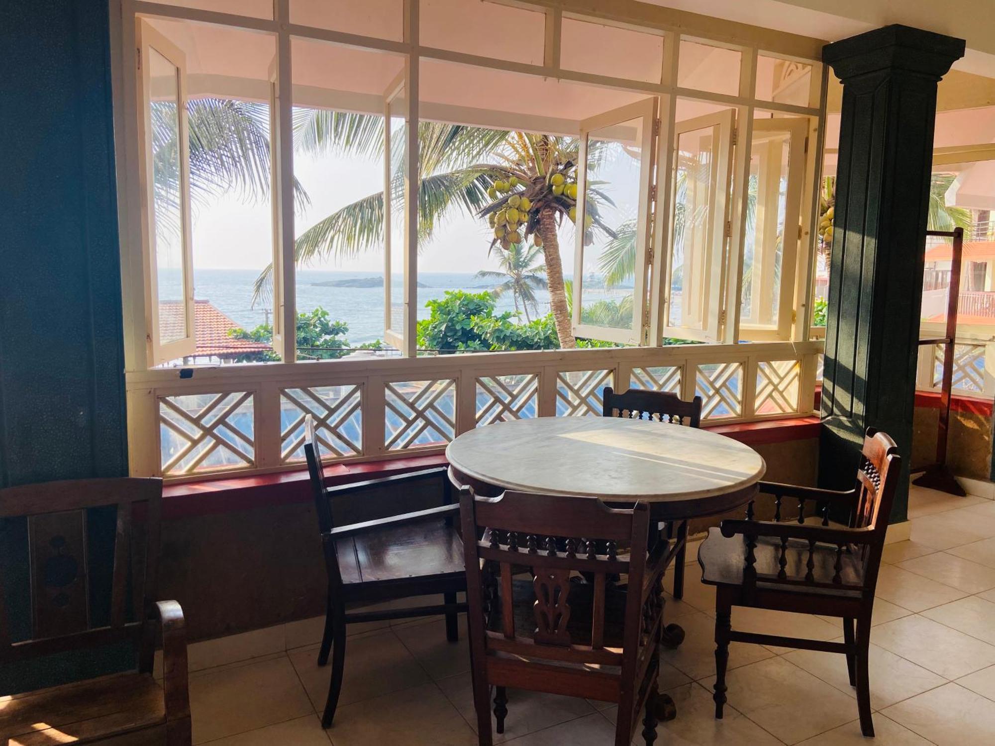 Little Elephant Beach Resort Kovalam Bilik gambar